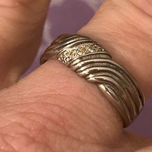 Vintage 1970 Sterling Silver (stamped with MM) genuine Diamond band ring 8